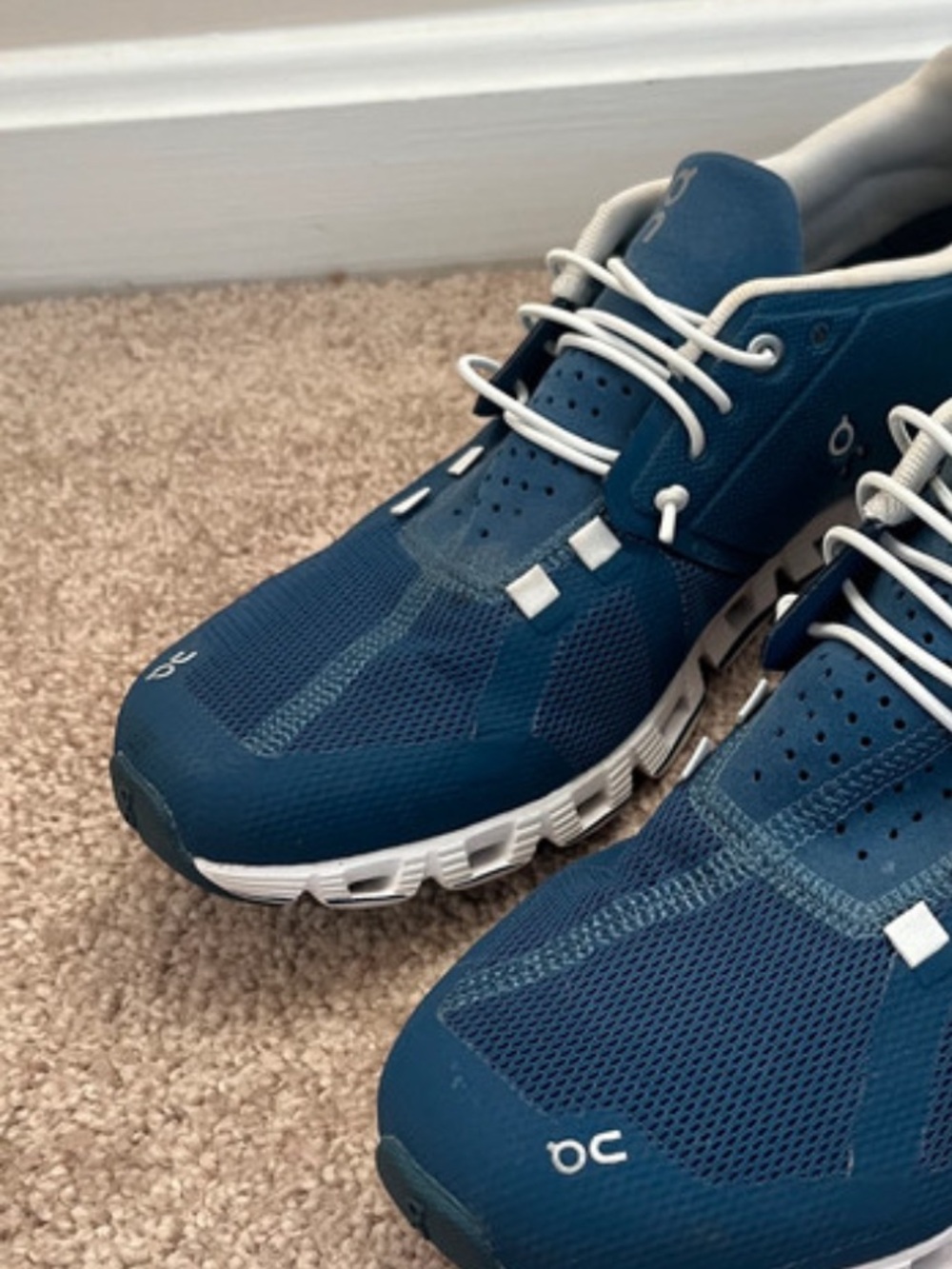 On Running Men's Athletic Shoes in Teal Blue and White